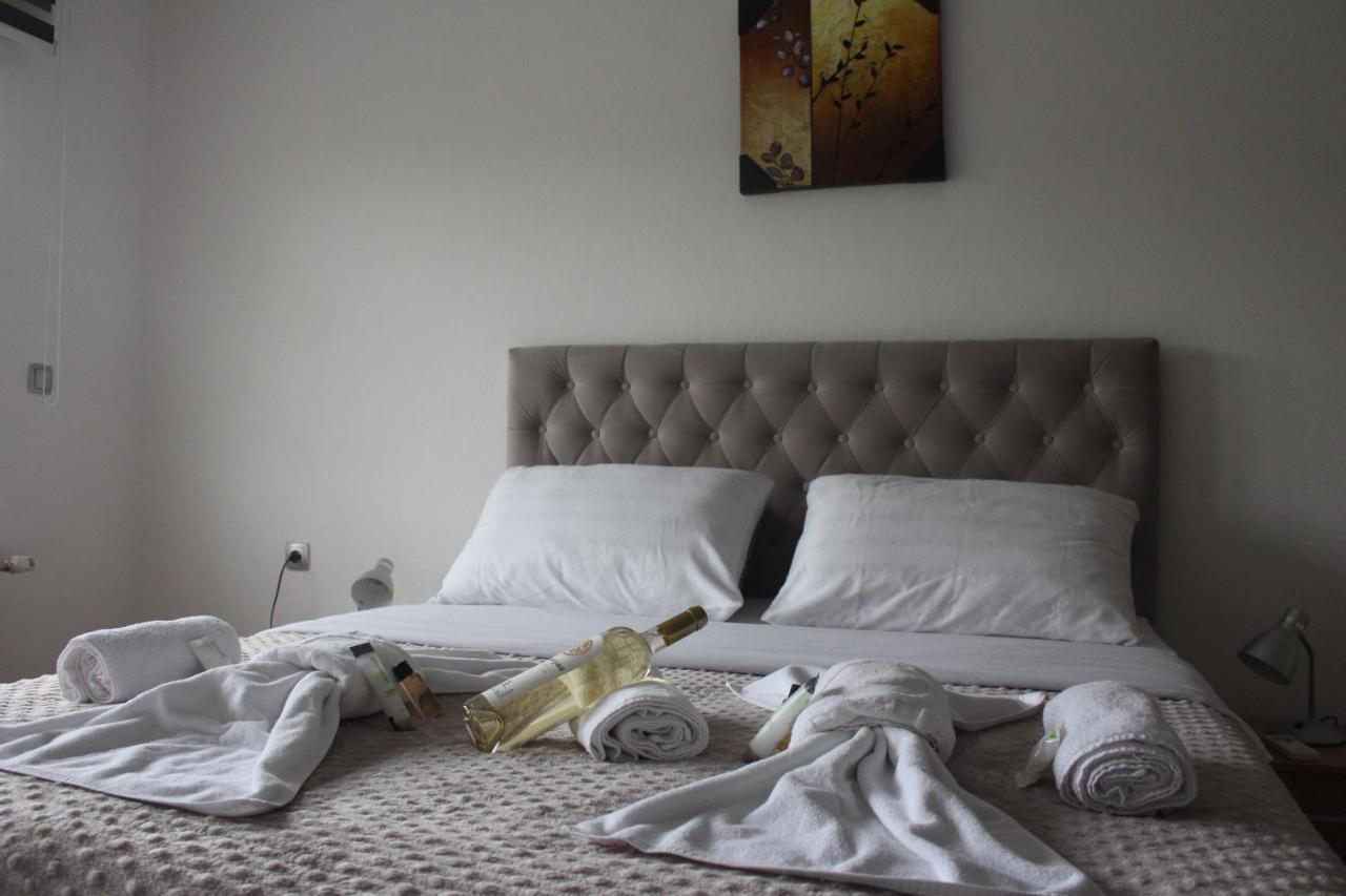 Apartmani Ramonda เตสลิช ภายนอก รูปภาพ