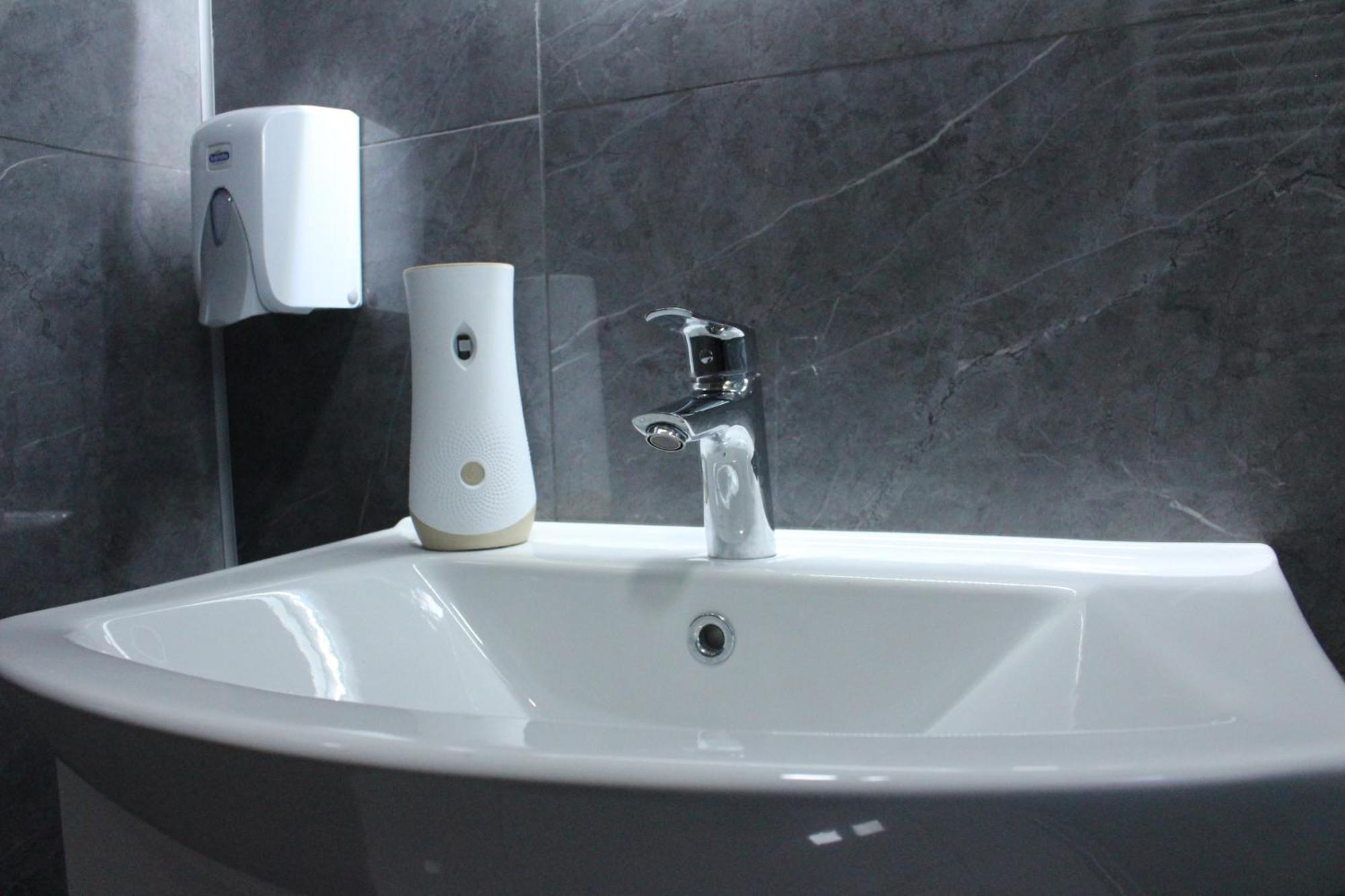 Apartmani Ramonda เตสลิช ภายนอก รูปภาพ